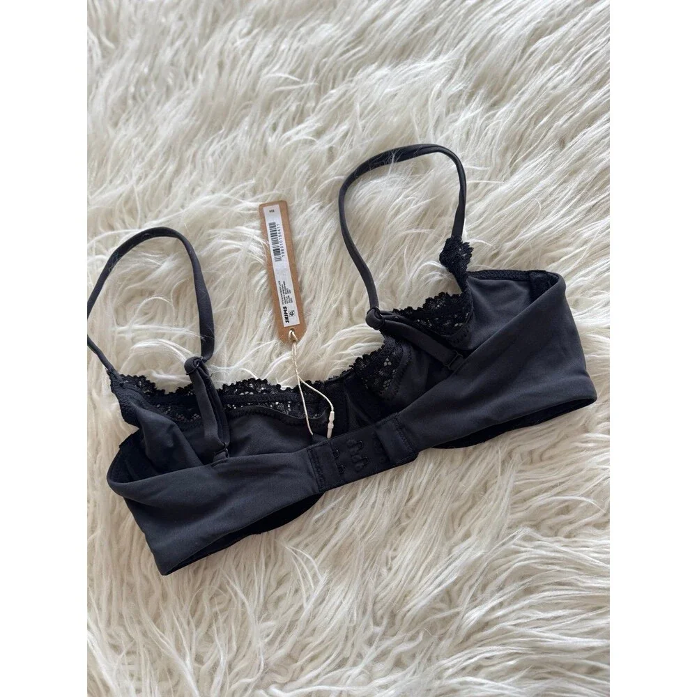 SKIMS Black Lace Trim Satin Underwire Bra - Picture 4 of 5